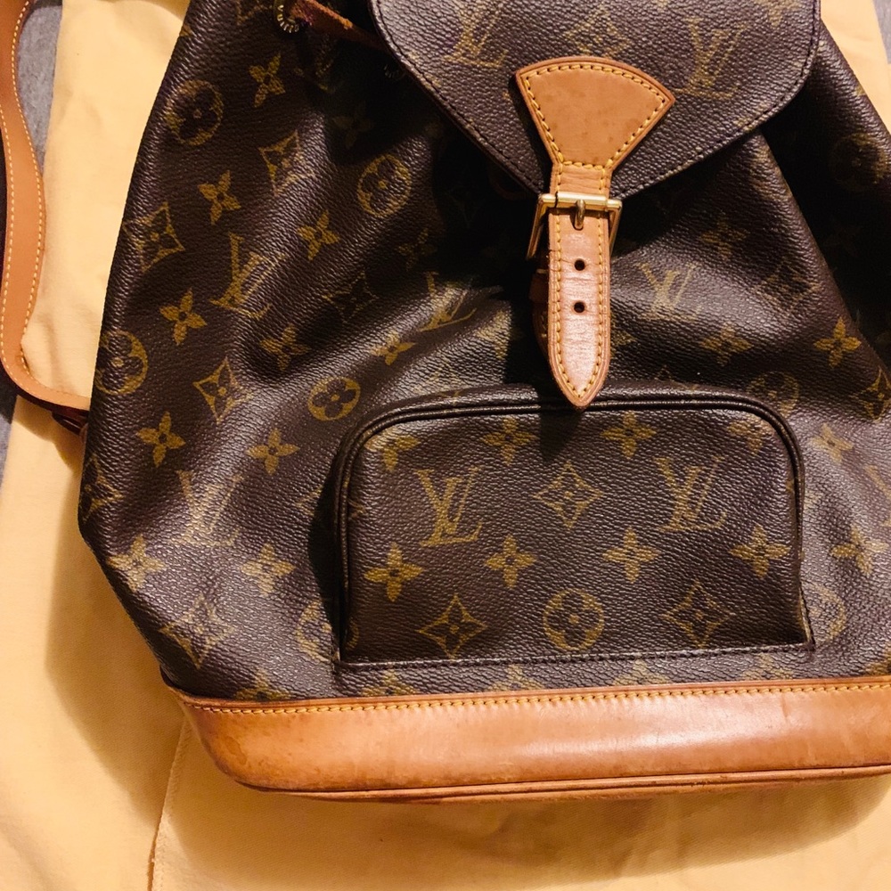 beautiful authentic Louis Vuitton backpack 🎒